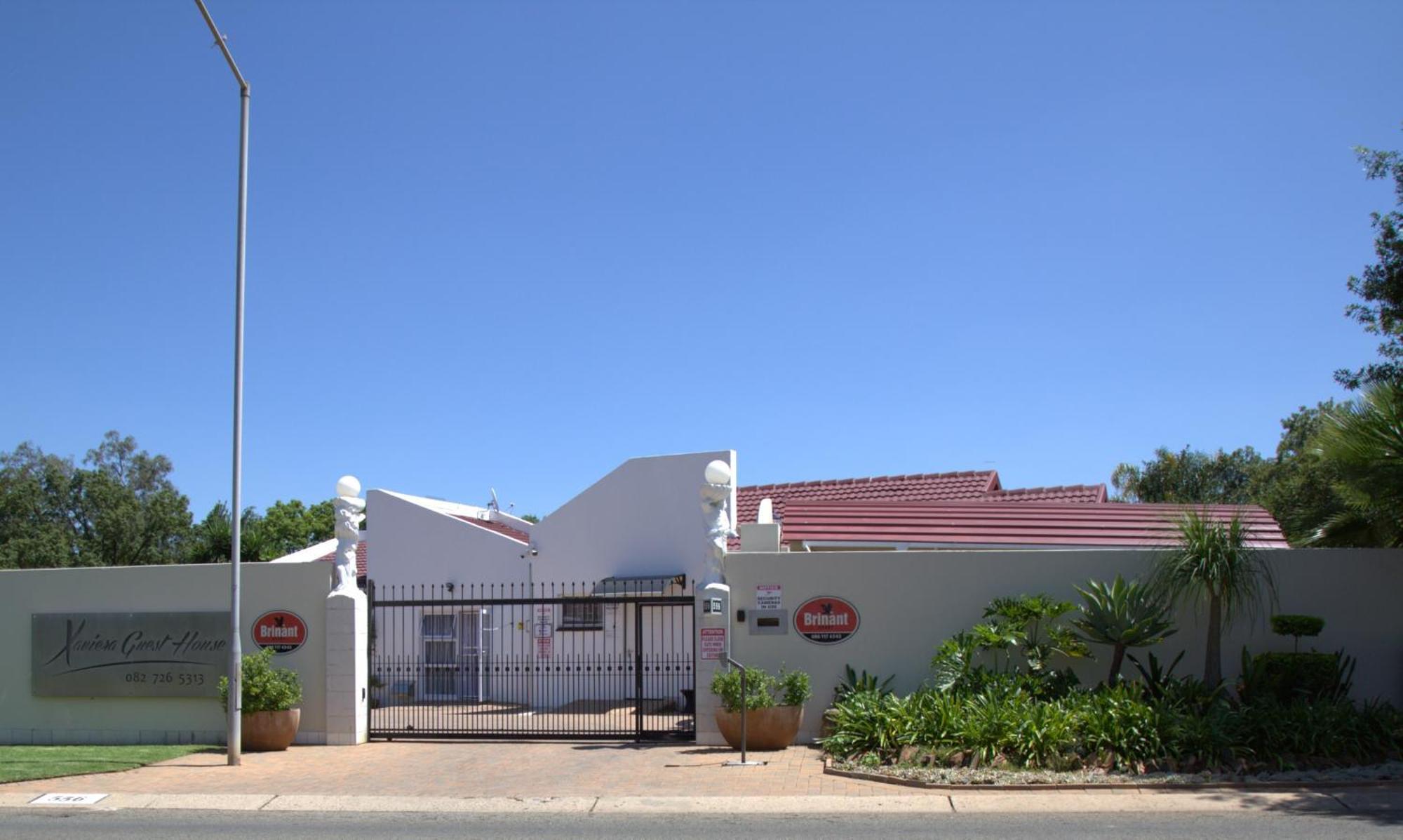 Xaviera Guest House Pretoria-Noord Extérieur photo